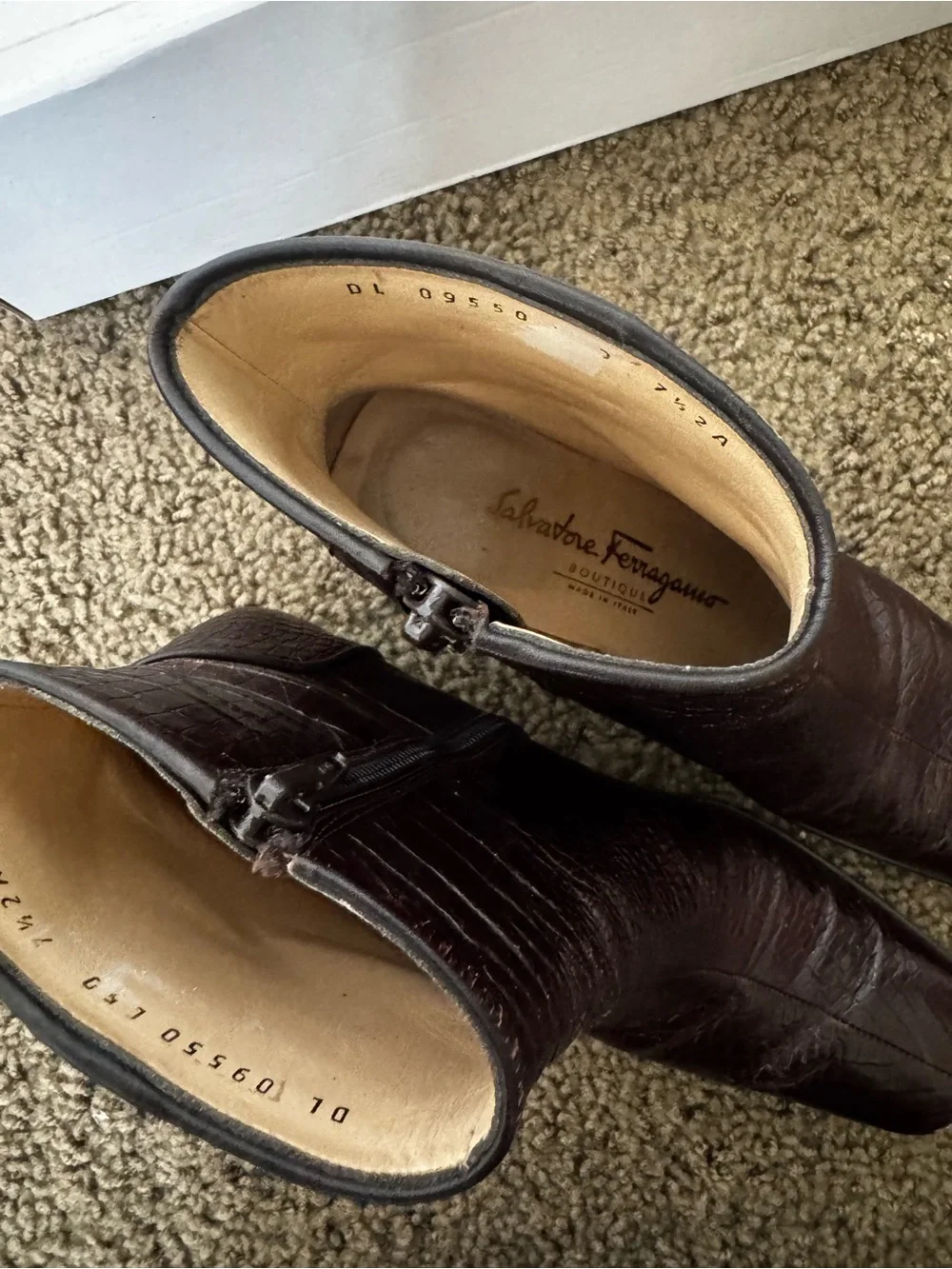 Vintage Salvatore Ferragamo Brown Croc-Embossed Leather Ankle Boots 7.5A